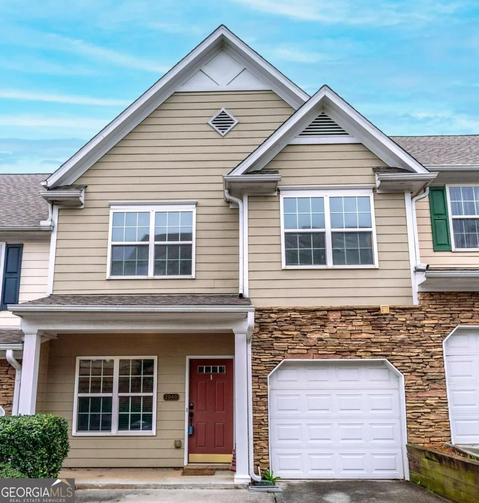 Unit for sale at 2040 Hoods Fort Circle NW, Kennesaw, GA 30144