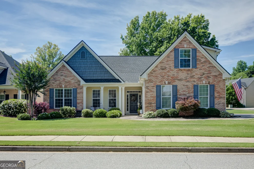 Unit for sale at 10 Village Park Drive, Newnan, GA 30265