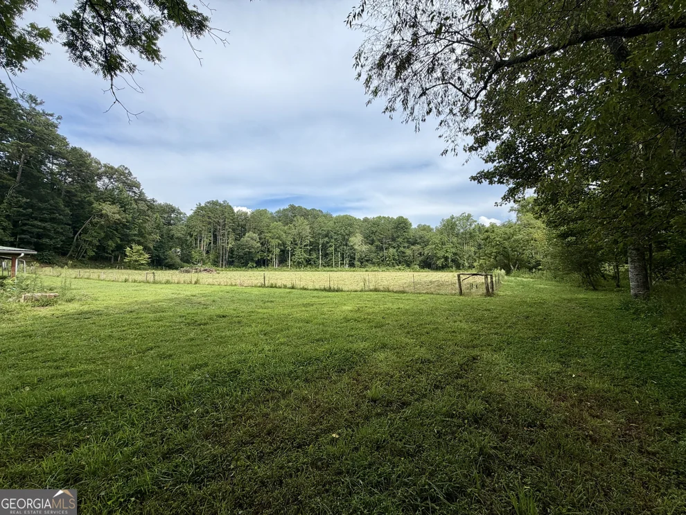 Unit for sale at 0 Redwood Lane, Tiger, GA 30576