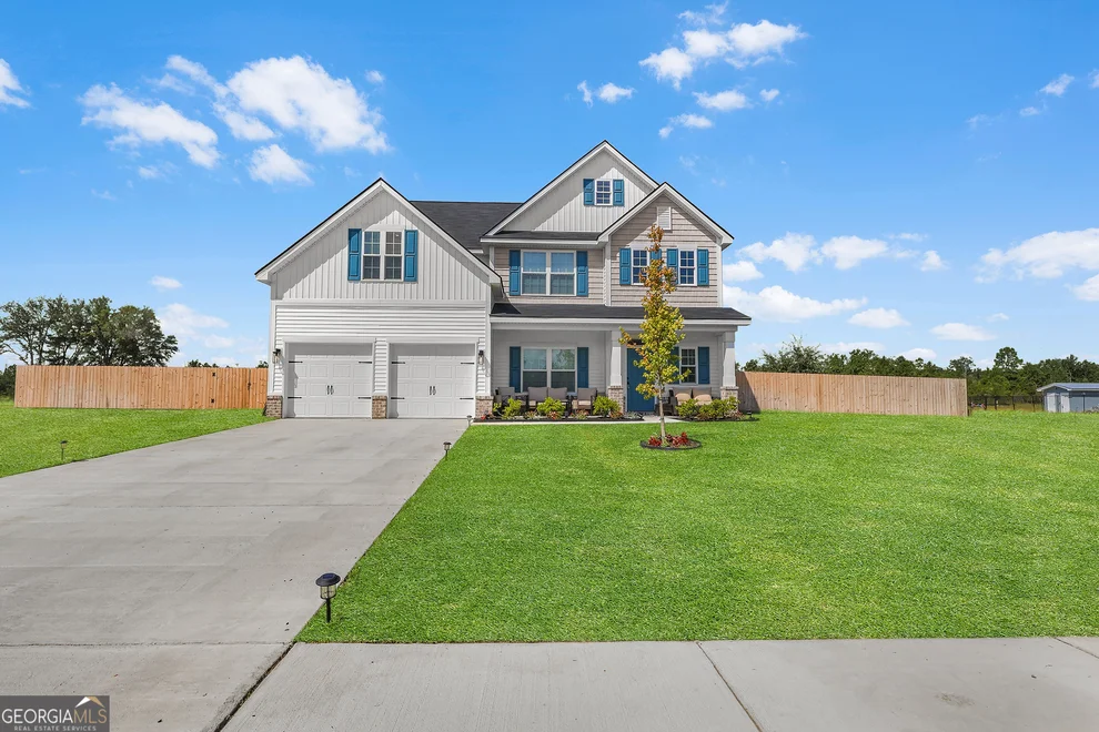 Unit for sale at 387 Deer Meadow Way SE, Allenhurst, GA 31301