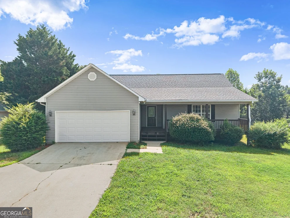 Unit for sale at 83 Ash Wood Lane, Cleveland, GA 30528