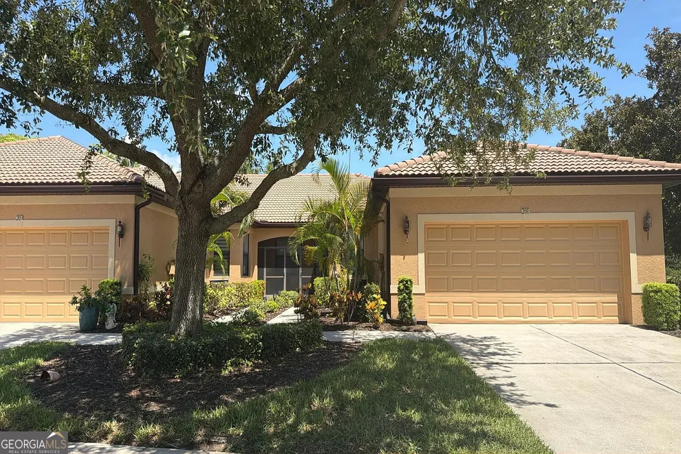 Unit for sale at 201 Shell Falls Drive, Apollo Beach, FL 33572