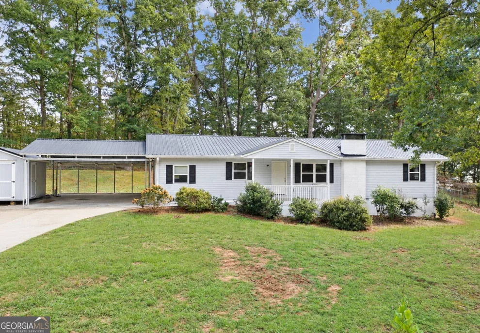 Unit for sale at 208 Yonah Circle, Clarkesville, GA 30523