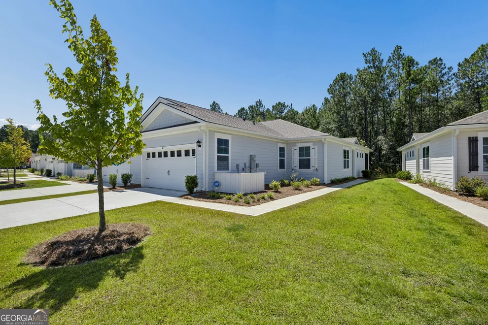 Unit for sale at 191 Holloway Hill, Pooler, GA 31322