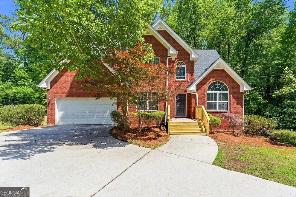 Unit for sale at 2544 Carnes Road, Jonesboro, GA 30236
