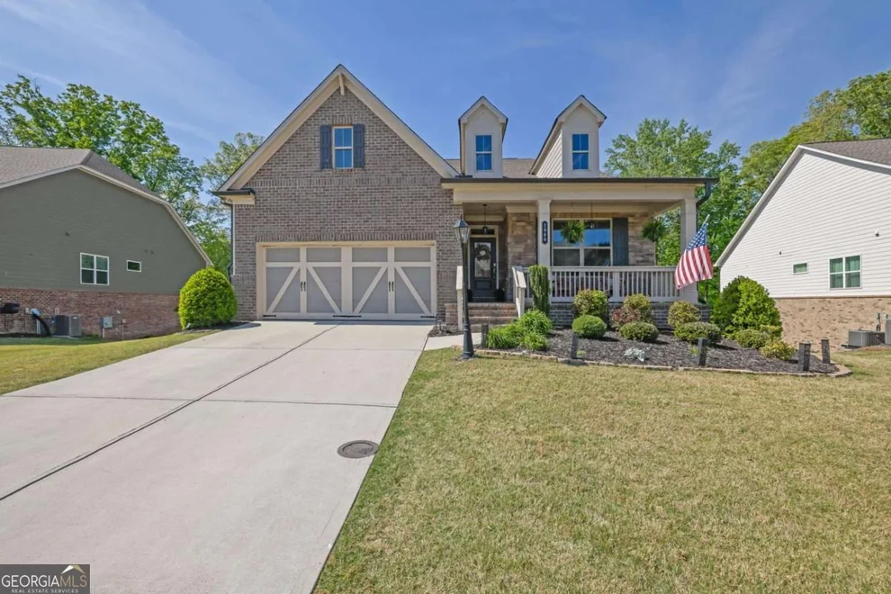 Unit for sale at 2980 Coach River Way, Cumming, GA 30040