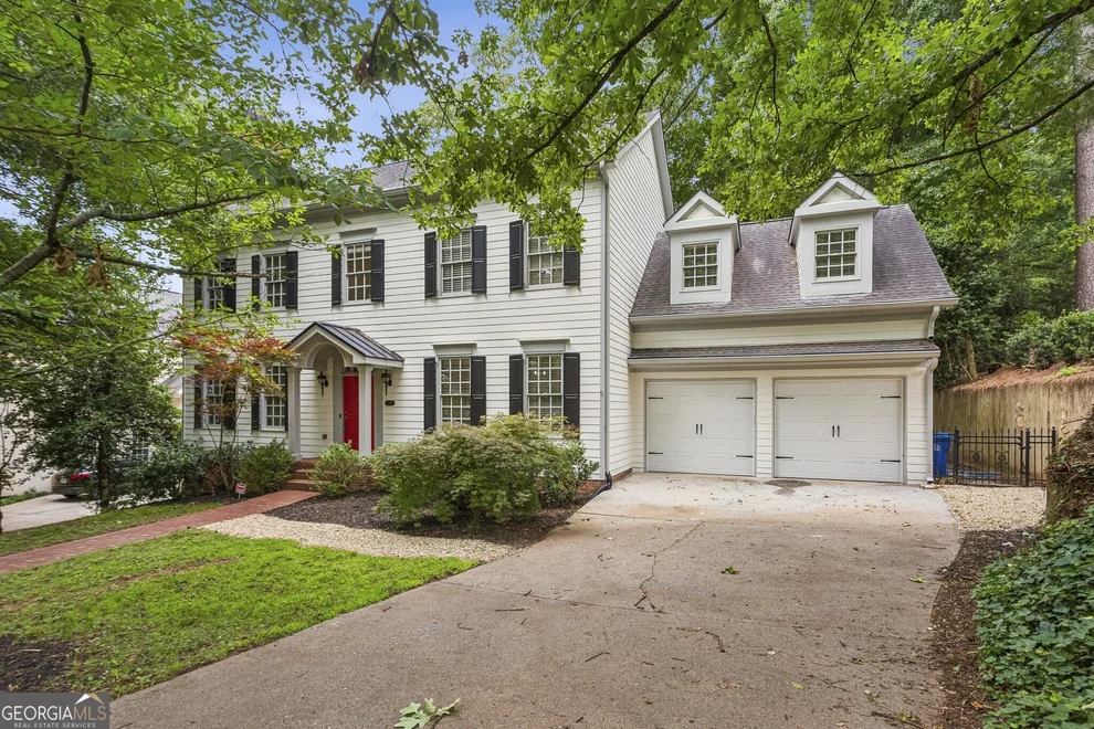 Unit for sale at 2181 McKinley Road NW, Atlanta, GA 30318