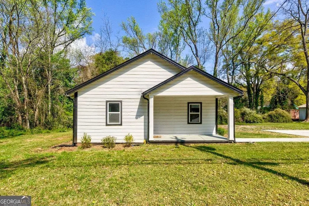 Unit for sale at 206 Walker Drive, Monroe, GA 30655