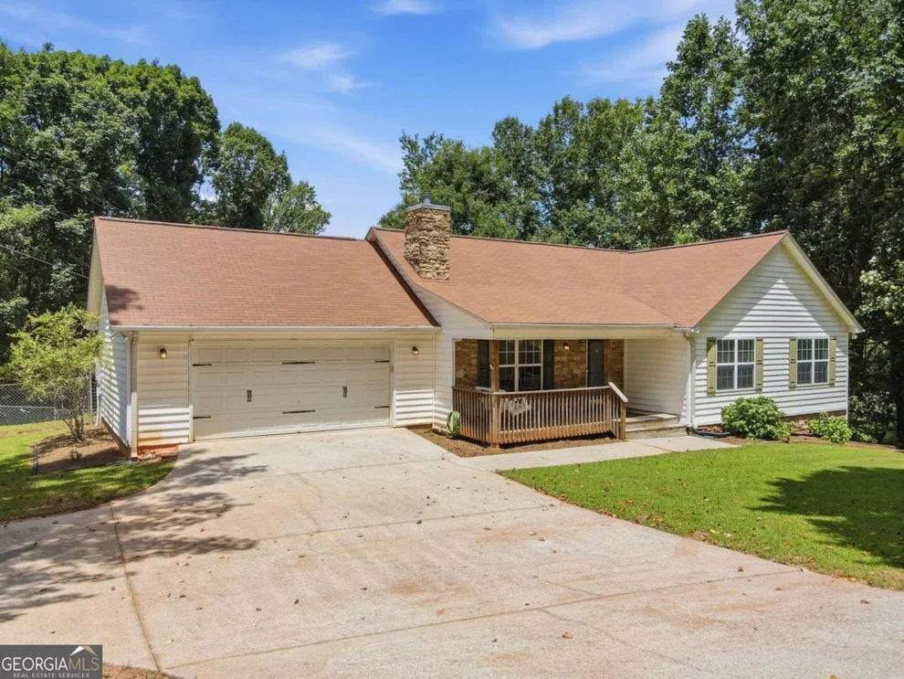 Unit for sale at 309 Barney Fields Road, Dahlonega, GA 30533