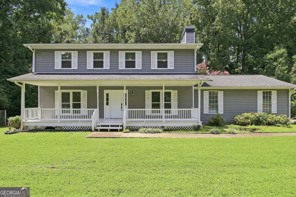 Unit for sale at 1978 Lullwater Circle, Jonesboro, GA 30236