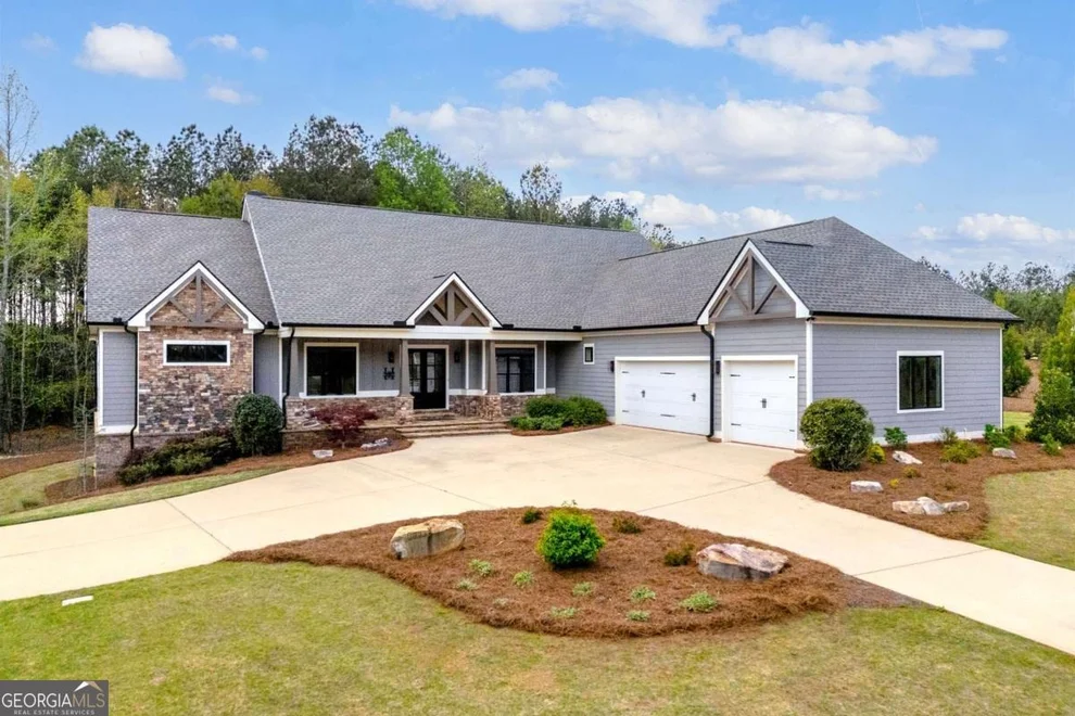Unit for sale at 2499 River's Edge Drive, Bogart, GA 30622
