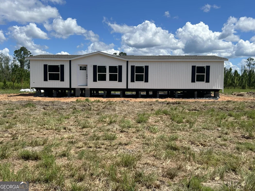 Unit for sale at 2096 Sellers Road NW, Baxley, GA 31513