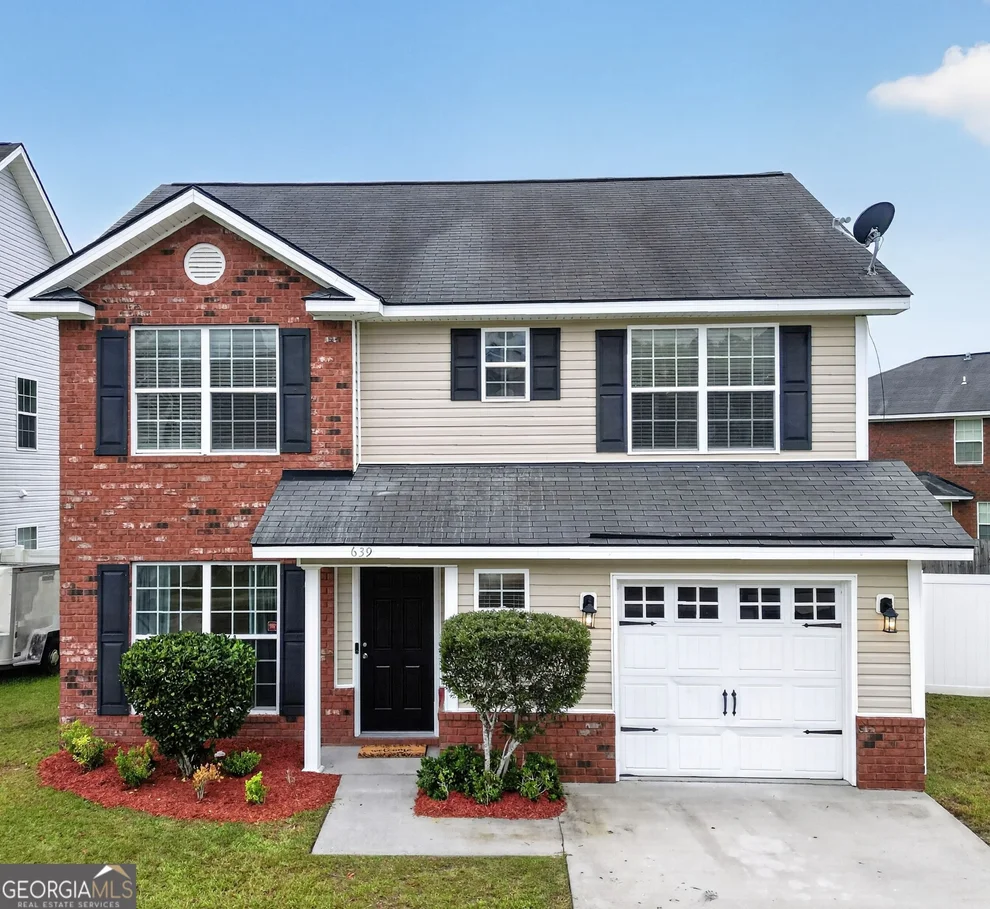 Unit for sale at 639 Amhearst Row, Hinesville, GA 31313