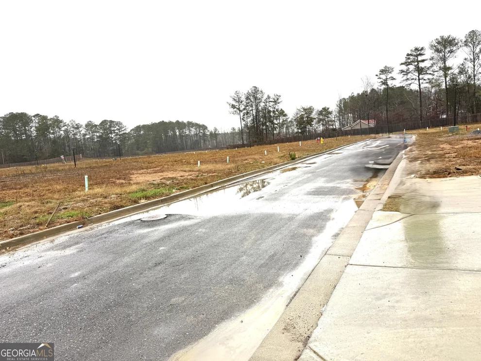 Unit for sale at 160 Village Green Drive NW, Adairsville, GA 30103
