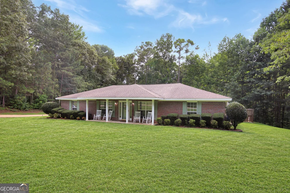 Unit for sale at 1308 63rd Avenue SW, Lanett, AL 36863