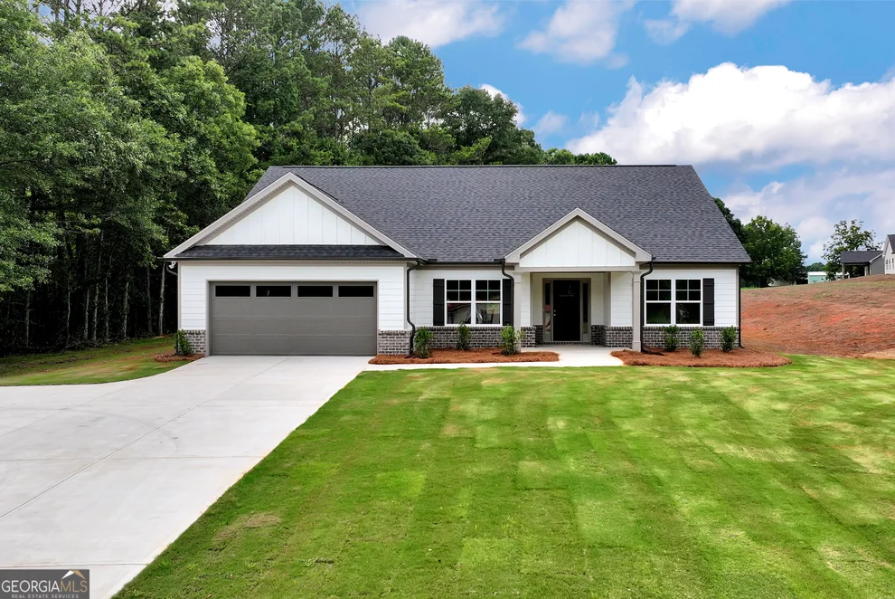 Unit for sale at 298 Bowman Mill Road, Winder, GA 30680