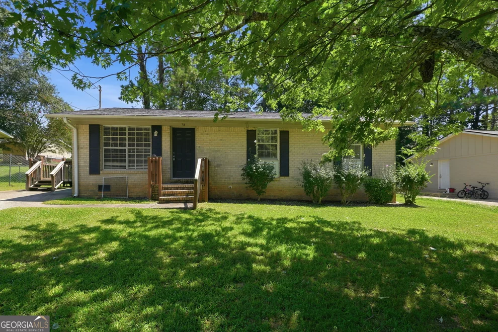 Unit for sale at 18 Westgate Park Drive, Newnan, GA 30263