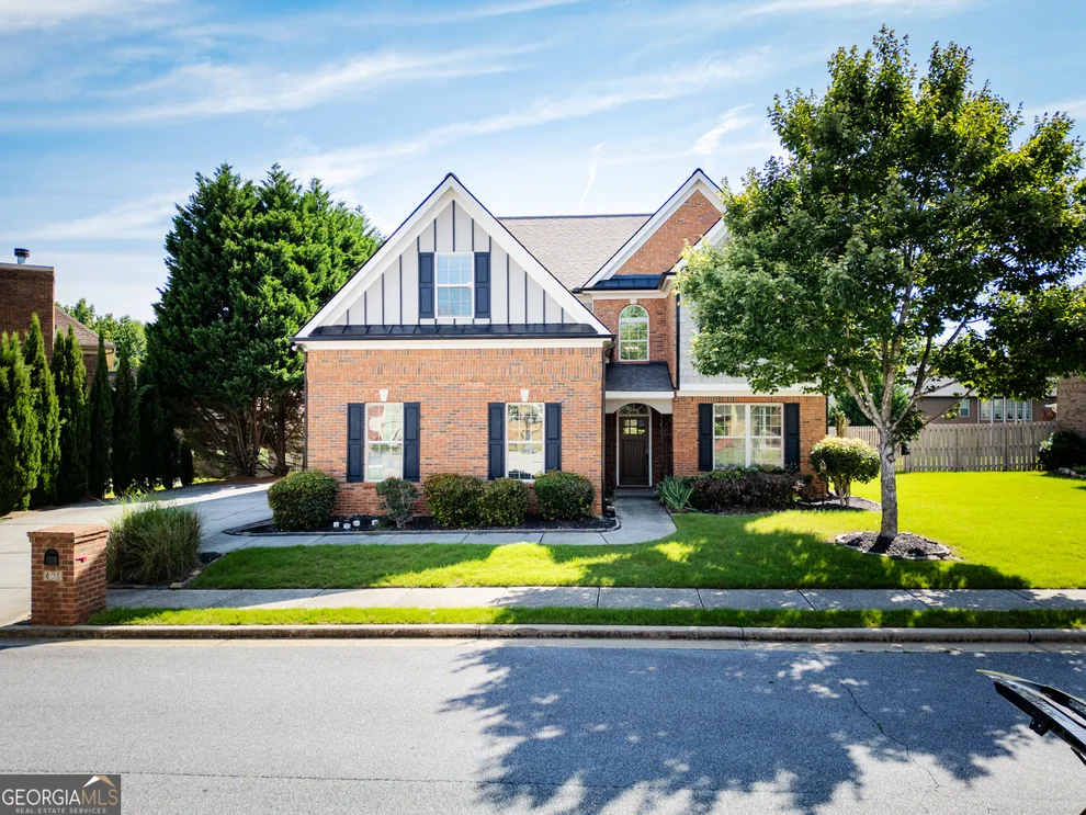 Unit for sale at 407 Arbor Lane, Loganville, GA 30052