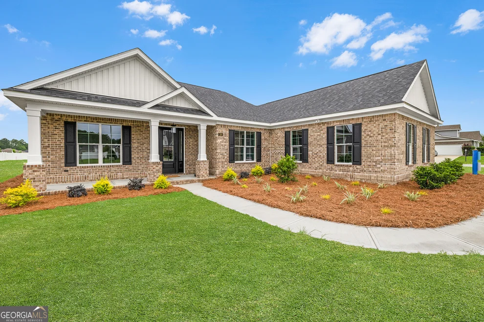 Unit for sale at 120 Stadium Drive, Guyton, GA 31312