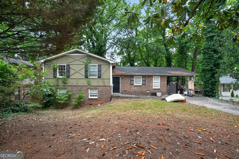 Unit for sale at 1959 Copperfield Circle, Decatur, GA 30035