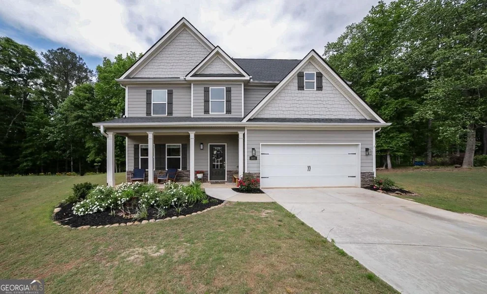 Unit for sale at 1672 Carriage Court, Monroe, GA 30656