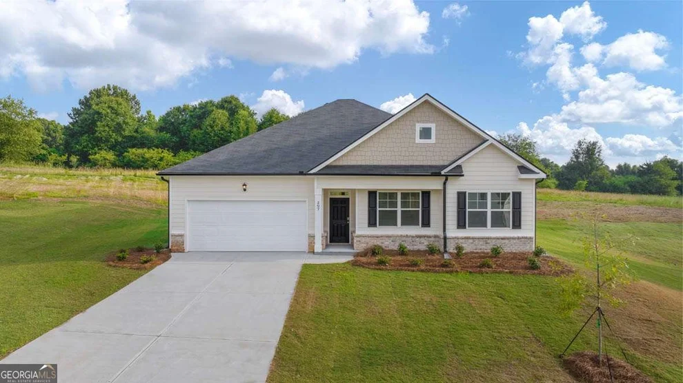 Unit for sale at 69 Weymouth Drive, Locust Grove, GA 30248