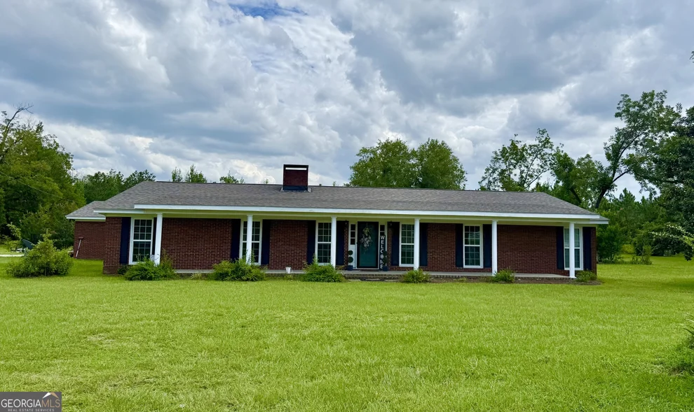 Unit for sale at 201 Burketts Ferry Road, Hazlehurst, GA 31539