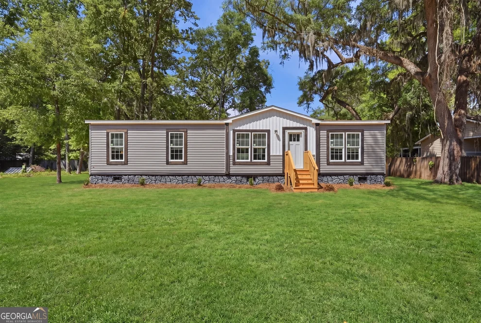 Unit for sale at 161 CC Jones Avenue, Midway, GA 31320
