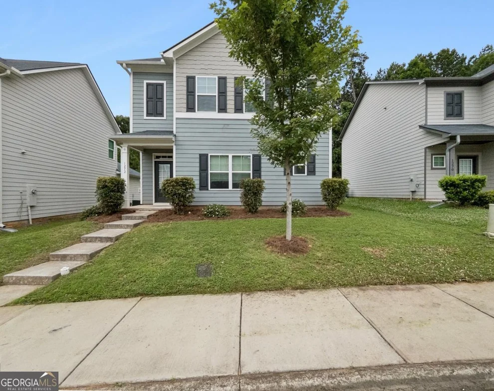 Unit for sale at 1272 Towne Square Court, Athens, GA 30607