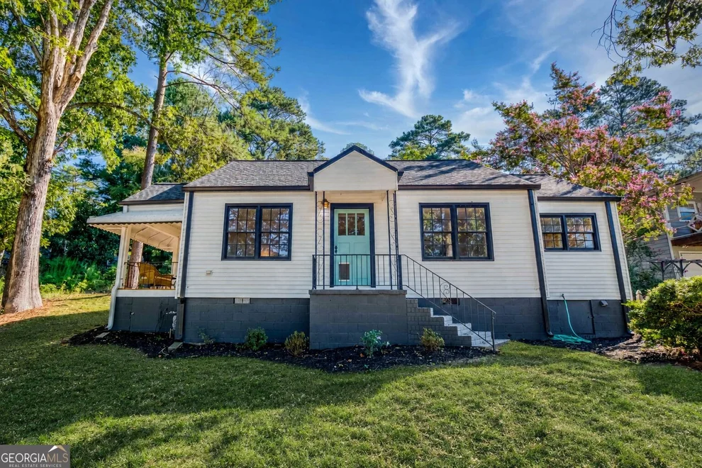 Unit for sale at 2483 Lakeshore Drive, Conyers, GA 30012