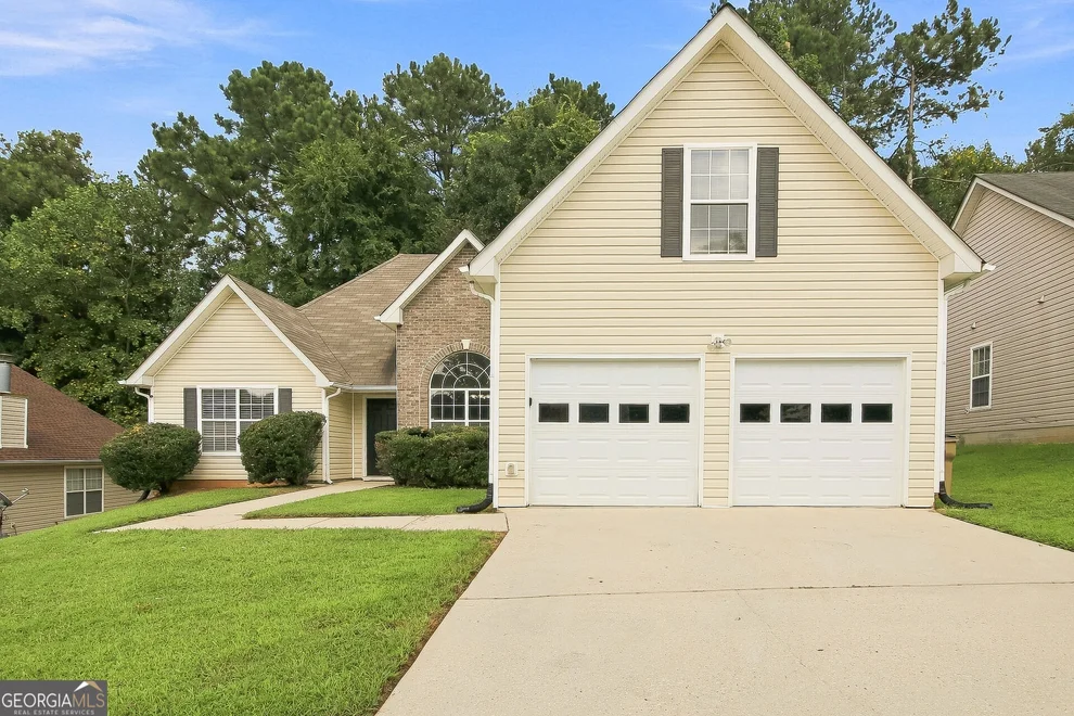 Unit for sale at 6258 Lakeview Court, Rex, GA 30273
