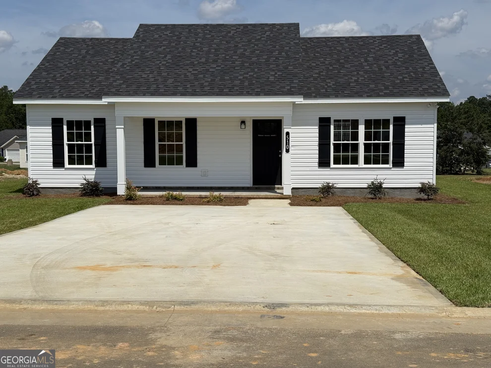 Unit for sale at 510 Nickies Way, Statesboro, GA 30461