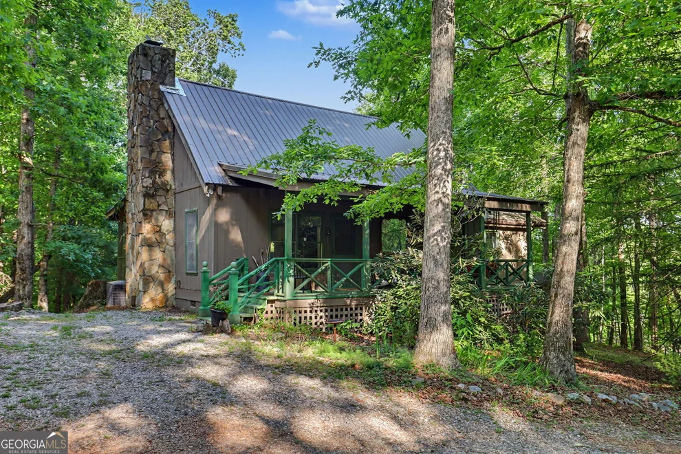 Unit for sale at 486 Barn Inn Road, Lakemont, GA 30552