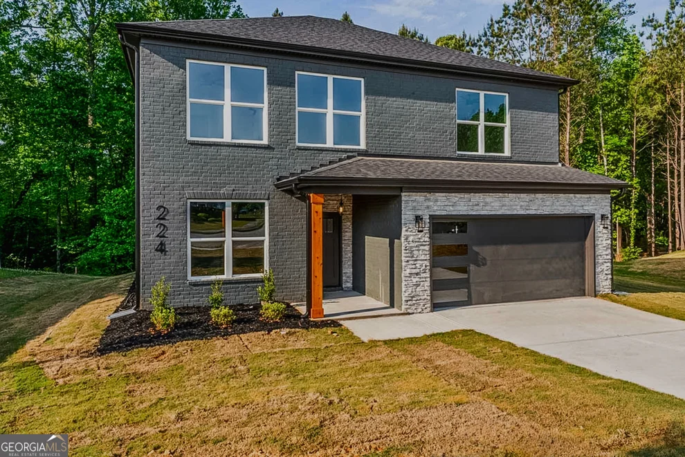 Unit for sale at 224 Galway Lane, Hampton, GA 30228