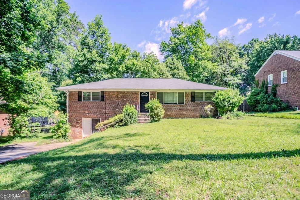 Unit for sale at 2201 Bolling Brook Drive SW, Atlanta, GA 30311