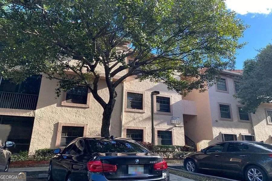 Unit for sale at 10790 NW 14th Street, Plantation, FL 33322
