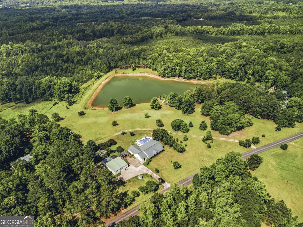 Unit for sale at 1766 Ll Revell Road, Manchester, GA 31816