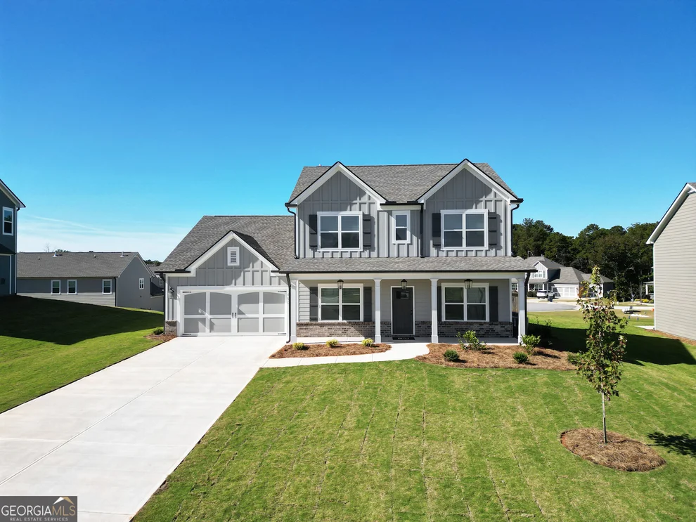 Unit for sale at 450 Banff Drive, Winder, GA 30680