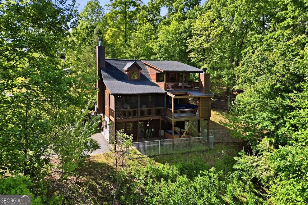 Unit for sale at 303 Pine Forest Loop, Blue Ridge, GA 30513