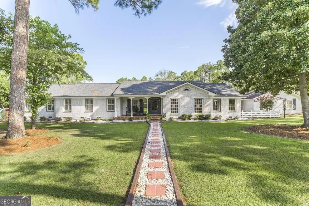 Unit for sale at 919 E 19th Avenue, Cordele, GA 31015
