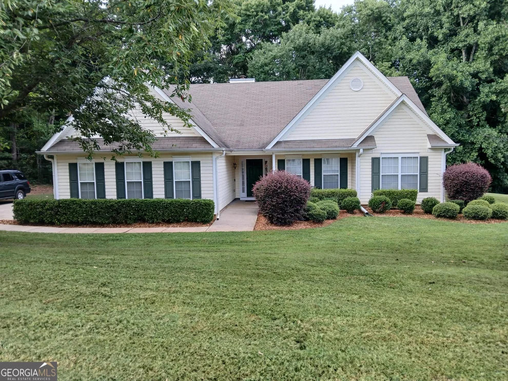 Unit for sale at 3207 Rose Petal Street, Gainesville, GA 30507