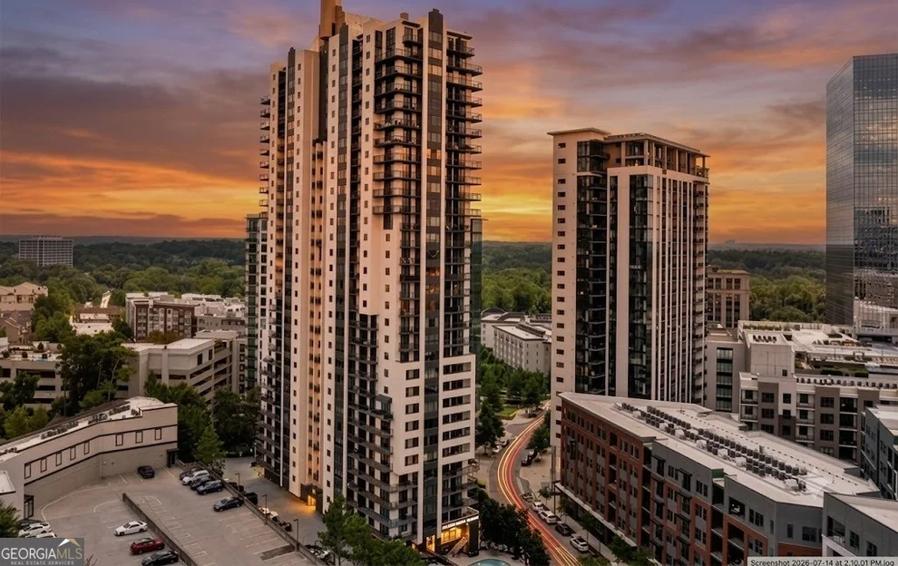 Unit for sale at 3481 Lakeside Drive NE, Atlanta, GA 30326