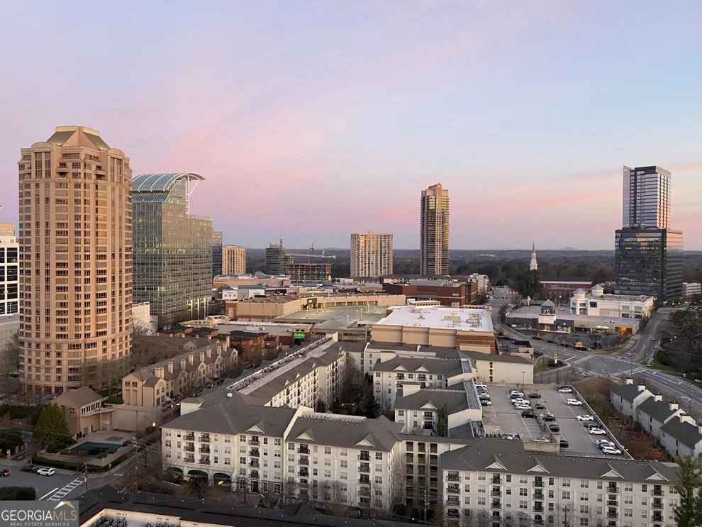 Unit for sale at 3481 Lakeside Drive NE, Atlanta, GA 30326