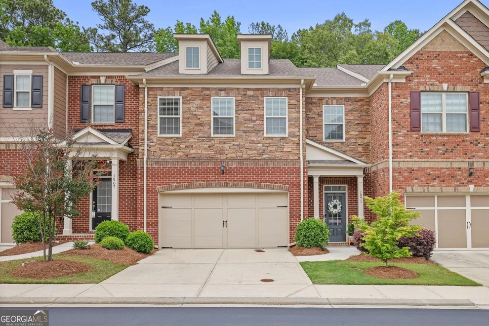 Unit for sale at 1971 Silver Birch Drive SE, Smyrna, GA 30080