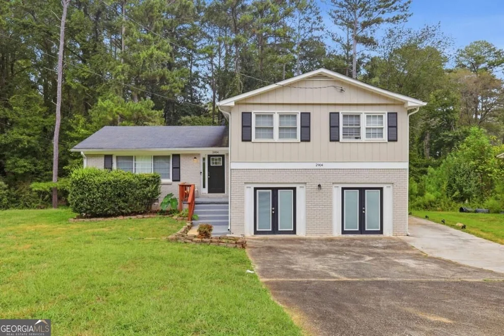 Unit for sale at 2904 Lloyd Road, Decatur, GA 30034