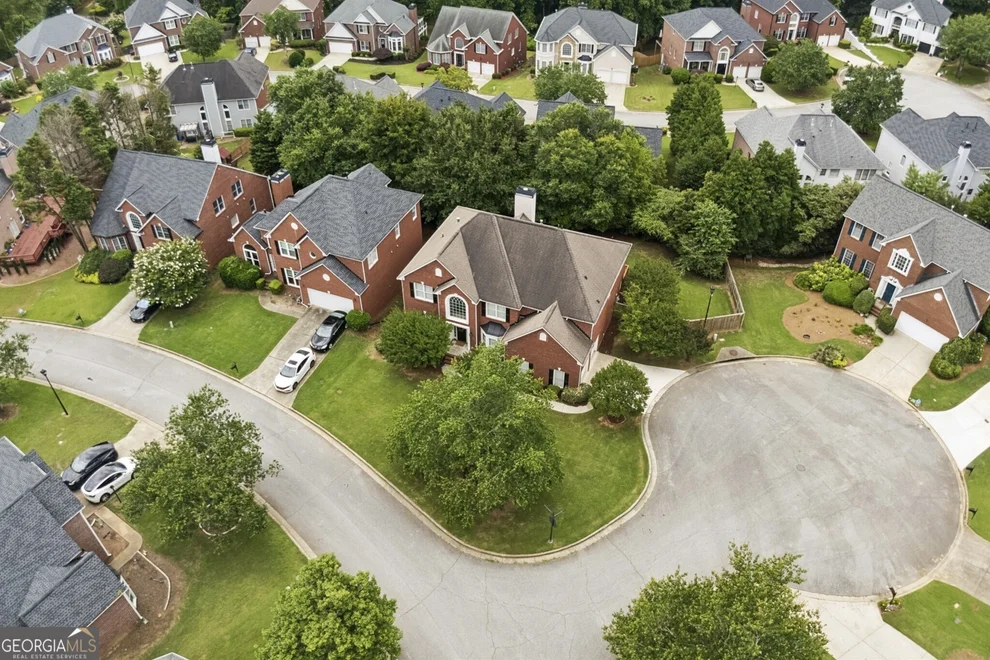 Unit for sale at 4951 Durley Walk SE, Smyrna, GA 30082