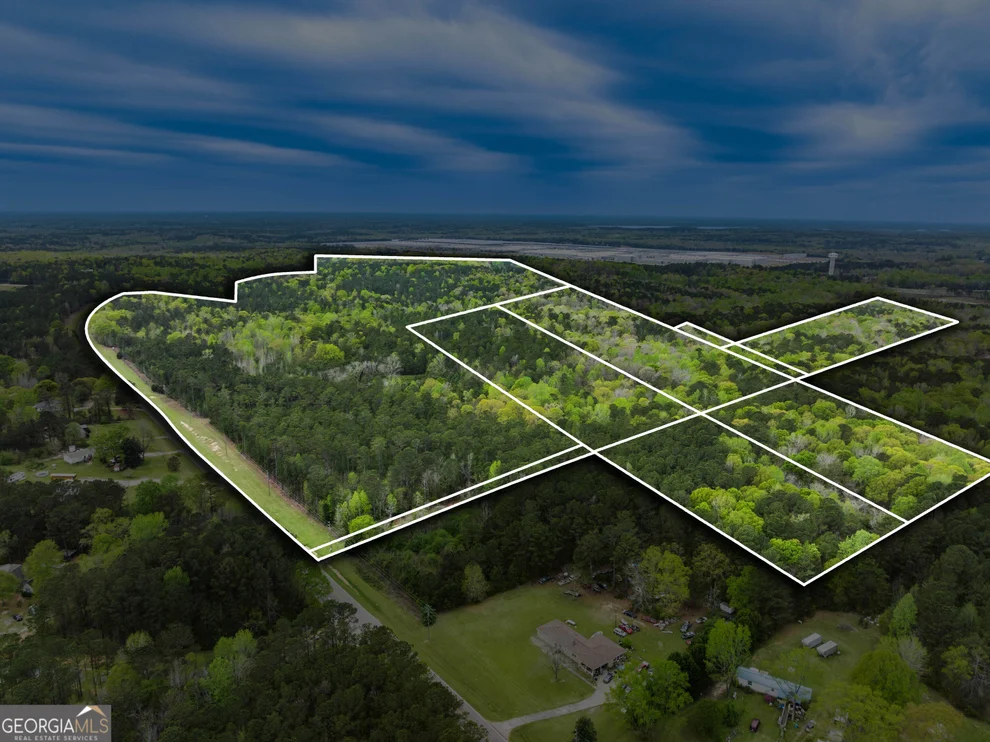 Unit for sale at 4172 Bartley Road, West Point, GA 31833