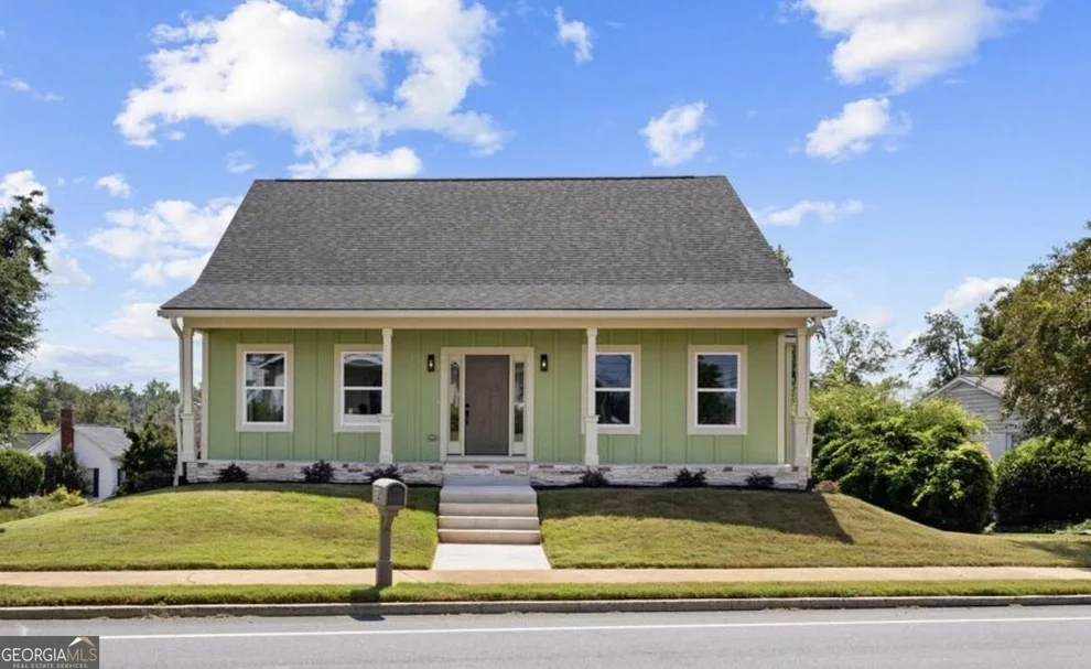Unit for sale at 112 Lagrange Street, Newnan, GA 30263