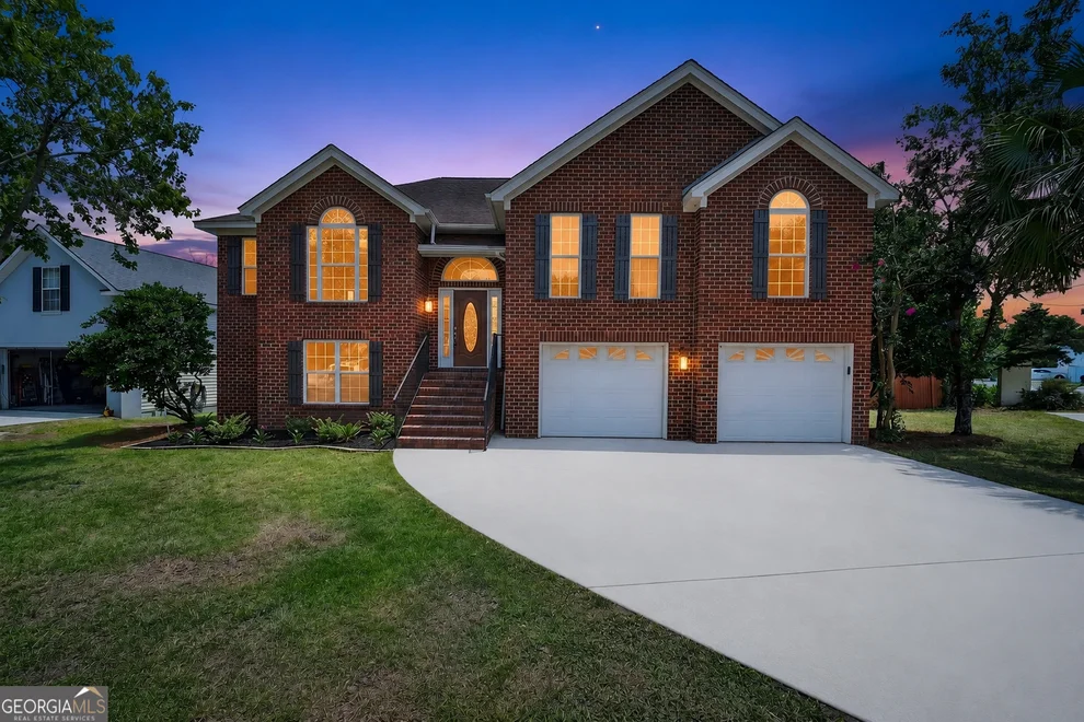 Unit for sale at 33 Runabout Lane, Savannah, GA 31410