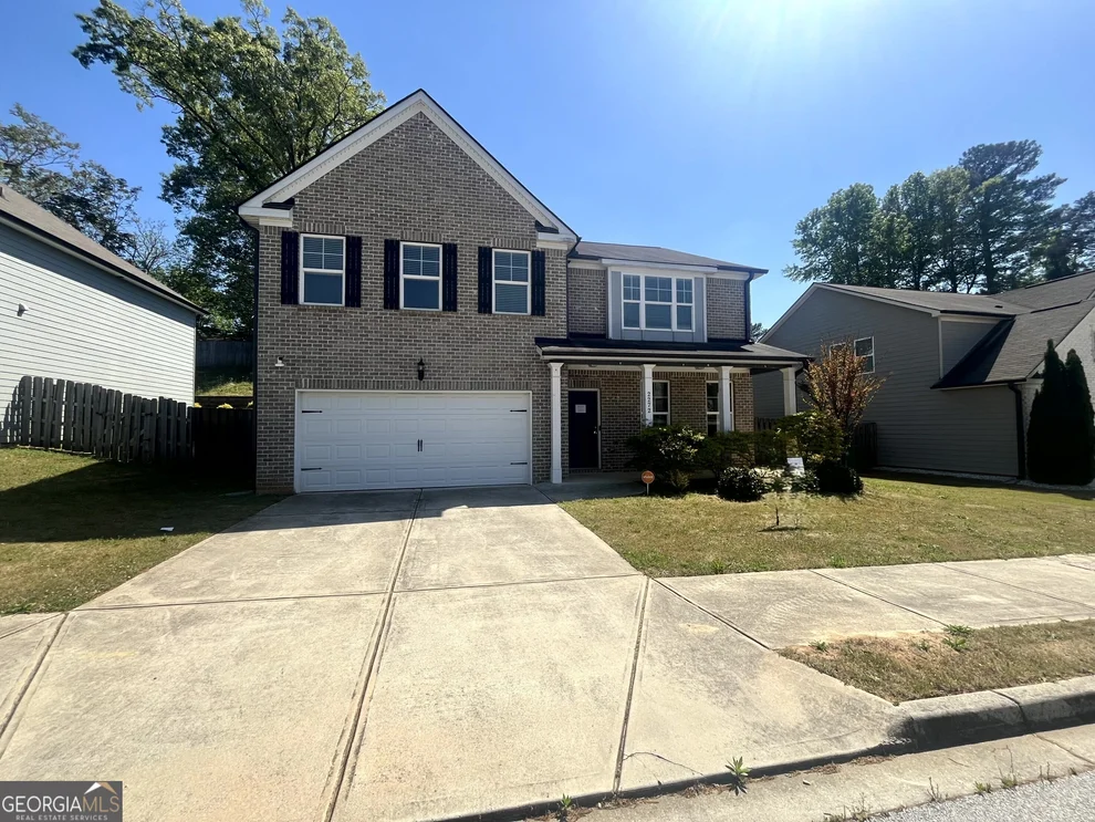 Unit for sale at 2272 Annes Lake Circle, Lithonia, GA 30058